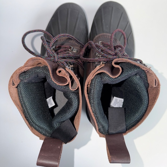 L.L.BEAN Mens Rubber and Leather Insulated Boots - Size 10M (For a size 11 Foot) main image 10